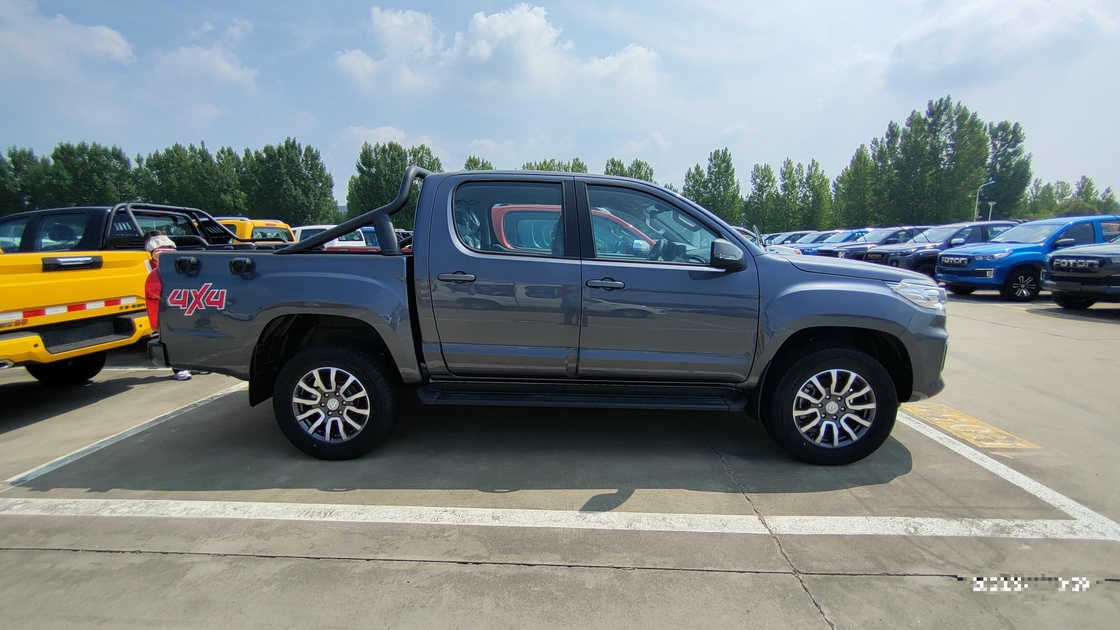 Nueva camioneta 4x4 de marca china Foton 6 colores Dirección izquierda y derecha Manual del motor diesel
