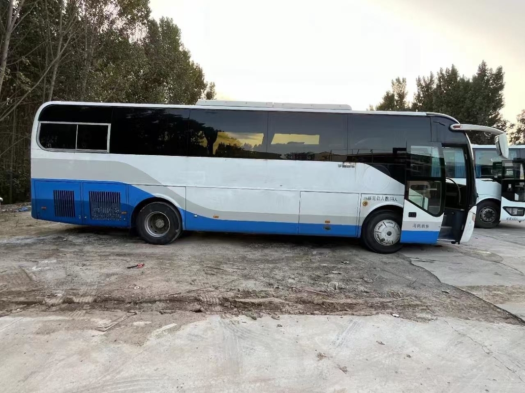 Autobuses y autocares usados 59 asientos Yutong Autobús 3*2 asientos Diseño Aire acondicionado Uso en África