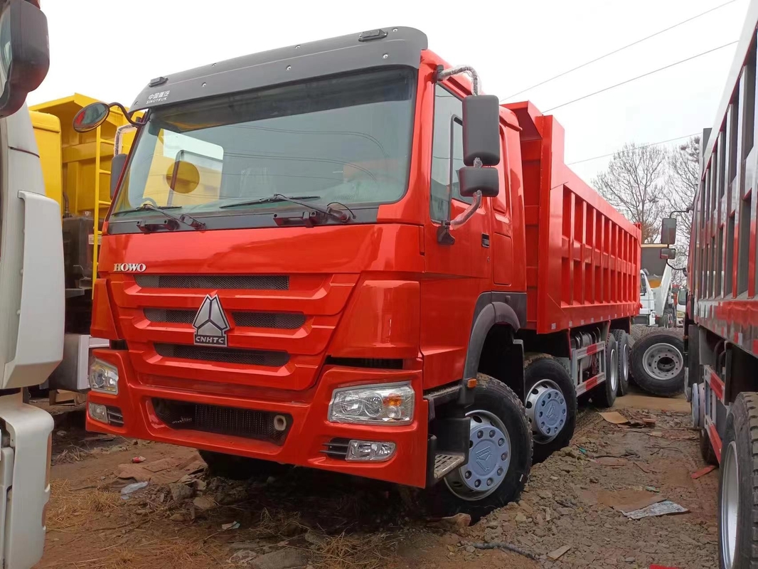 40 toneladas camión de basura para la venta Howo 400hp camión de remate de 27 cúbicos carga pesada transporte de arena roca