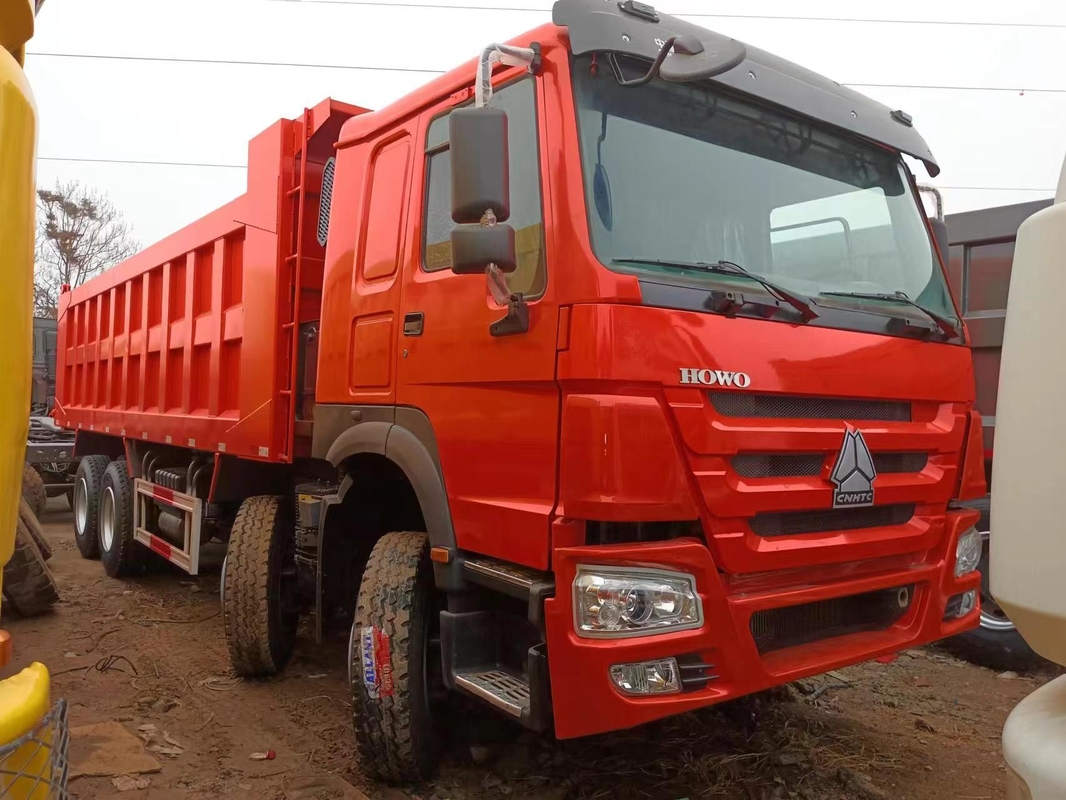 40 toneladas camión de basura para la venta Howo 400hp camión de remate de 27 cúbicos carga pesada transporte de arena roca