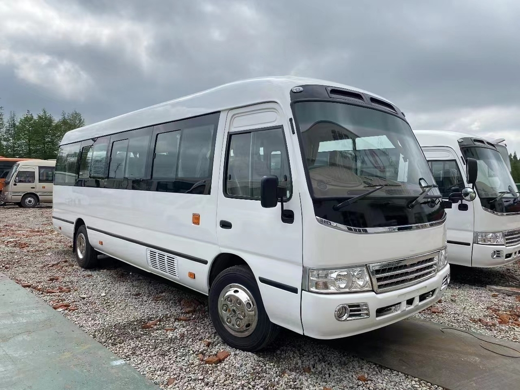 Autobús de montaña Usado Mudan Minibus 30 asientos Dirección a mano derecha Uso en Tanzania Primavera de hojas para la mala carretera