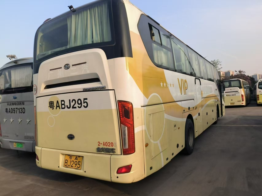 Autobuses usados para la venta 46 asientos VIP transporte de pasajeros de larga distancia 2 puertas diesel 330hp