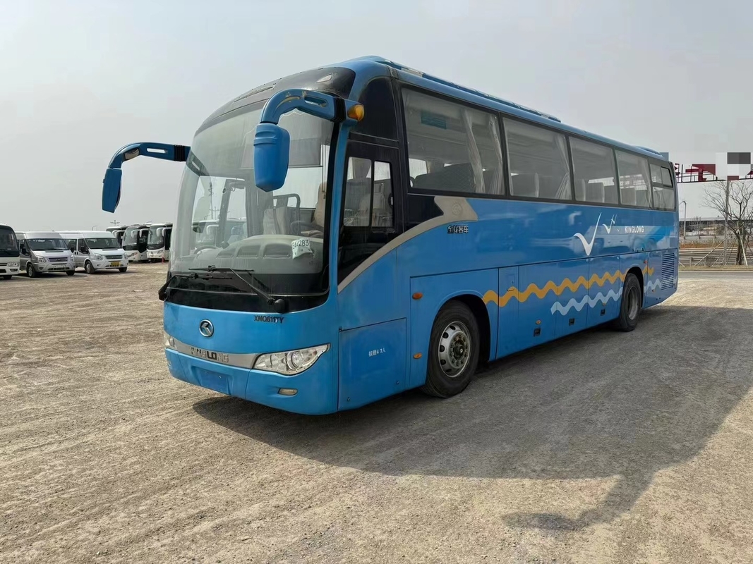 Autobús de larga distancia Kinglong XMQ617 Autobús 47 asientos 2018 año de hoja de primavera compartimiento de equipaje