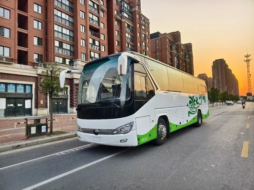 Autobús usado de Yutong 50 asientos 2021 año de viaje Autobús ZK6119 aire acondicionado Autobús de transporte para trabajadores