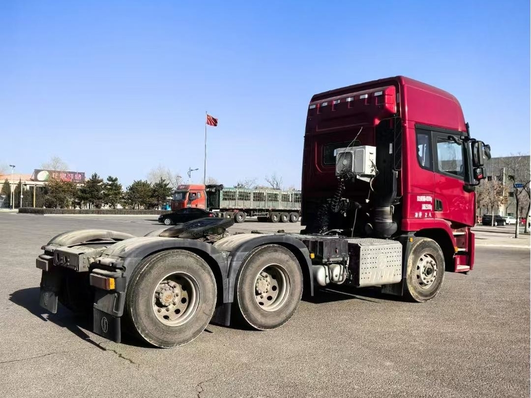 Camiones de remolque pesados usados y la cabeza 2023 año SHACMAN X5000 Weichai motor 530hp caja de cambios rápida