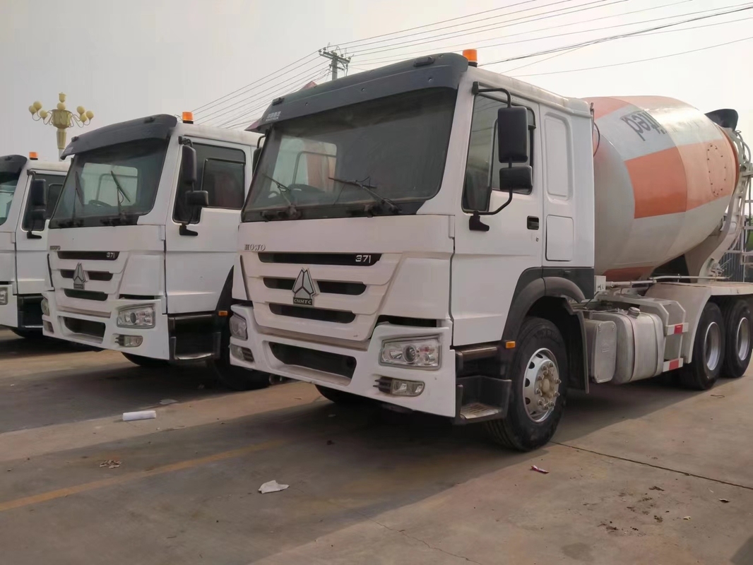Camión de mezclador de hormigón de 10 cbm 10000 litros Sinotruk Howo TX 6*4 Chasis Euro 3 Emisión de uso en África