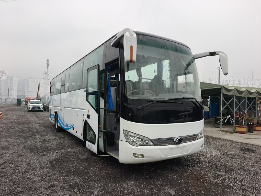 Precios Autobús Yutong 60 asientos de segunda mano Youngtong ZK6119 Entrenador Usado 2 + 3 asientos Laytout 66 asientos