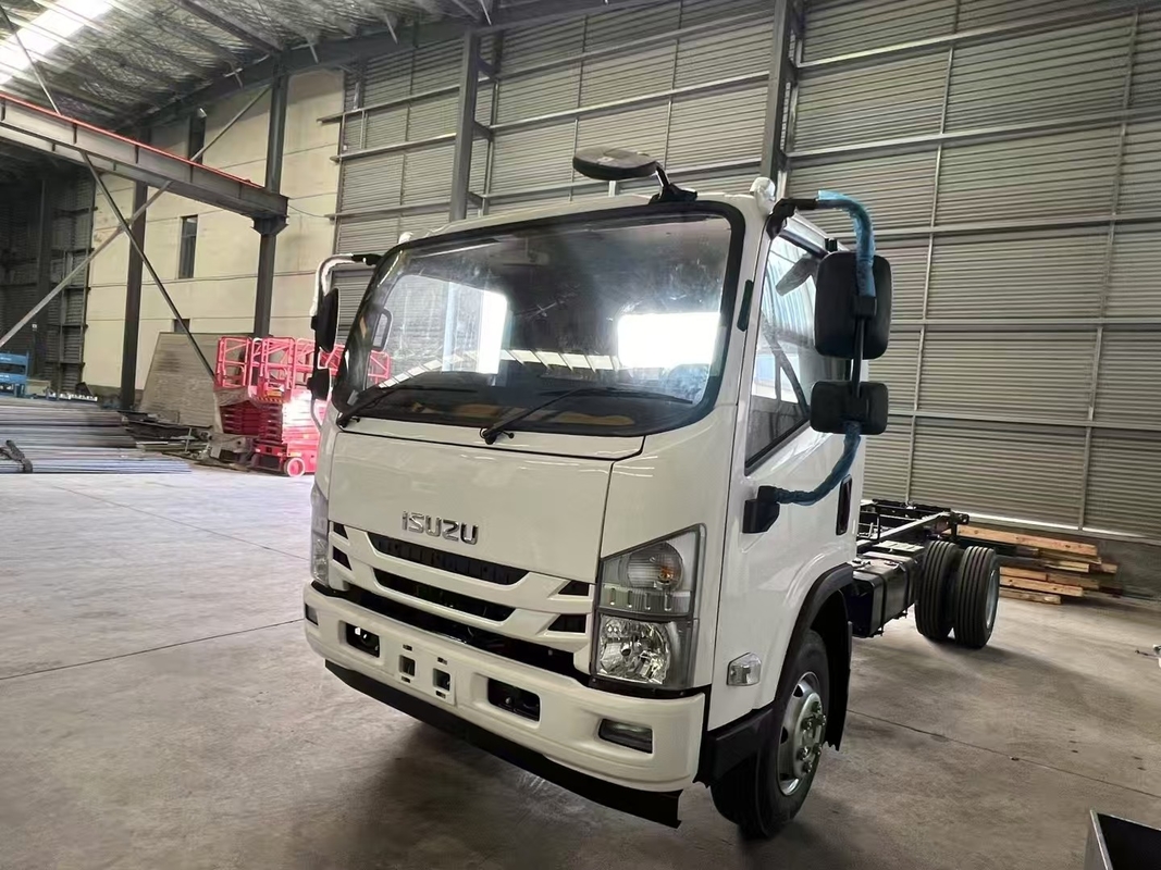 Camión ISUZU Chasis KV100 KV600 700P Modelo Nuevo Camión En Venta Caja personalizada Dirección a mano derecha Disponible