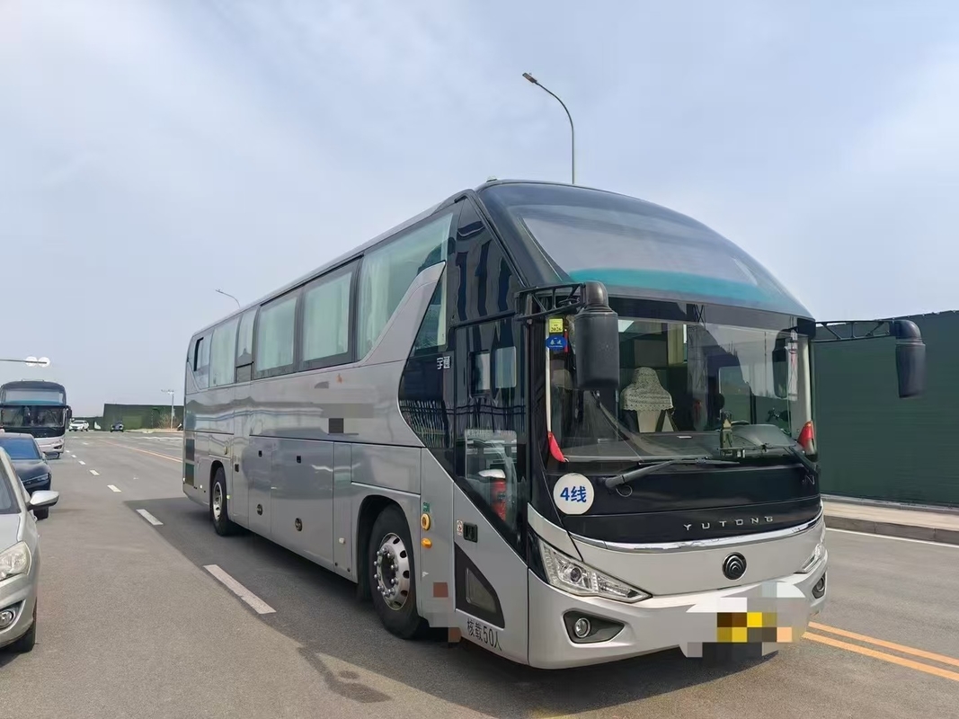 Autobús de Yutong 2o ZK6120 Modelo de bolsas de aire Transporte de pasajeros de carretera 50 asientos 2021 Año Vehículos de Hajj