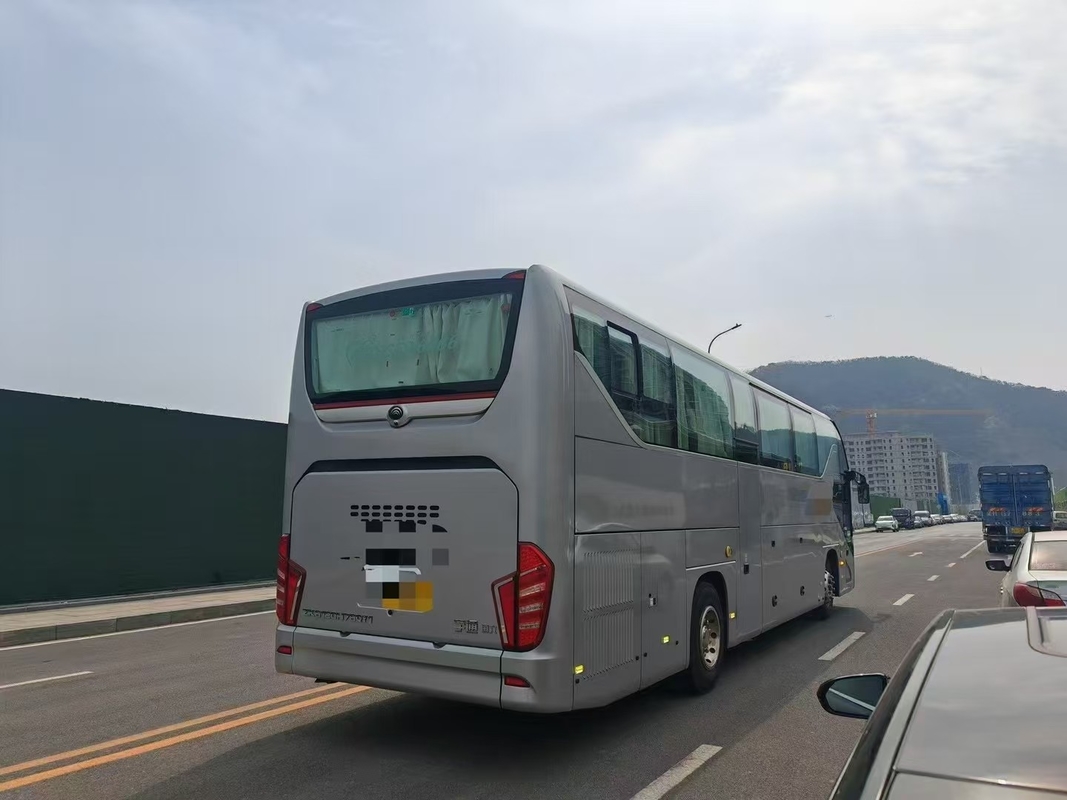 Autobús de Yutong 2o ZK6120 Modelo de bolsas de aire Transporte de pasajeros de carretera 50 asientos 2021 Año Vehículos de Hajj