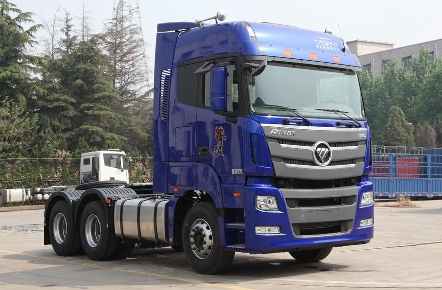 Usado Cabina de techo alto cabeza de tractor Camión WP Motor 6x4 Modo de conducción Foton Auman Alta relación costo-rendimiento