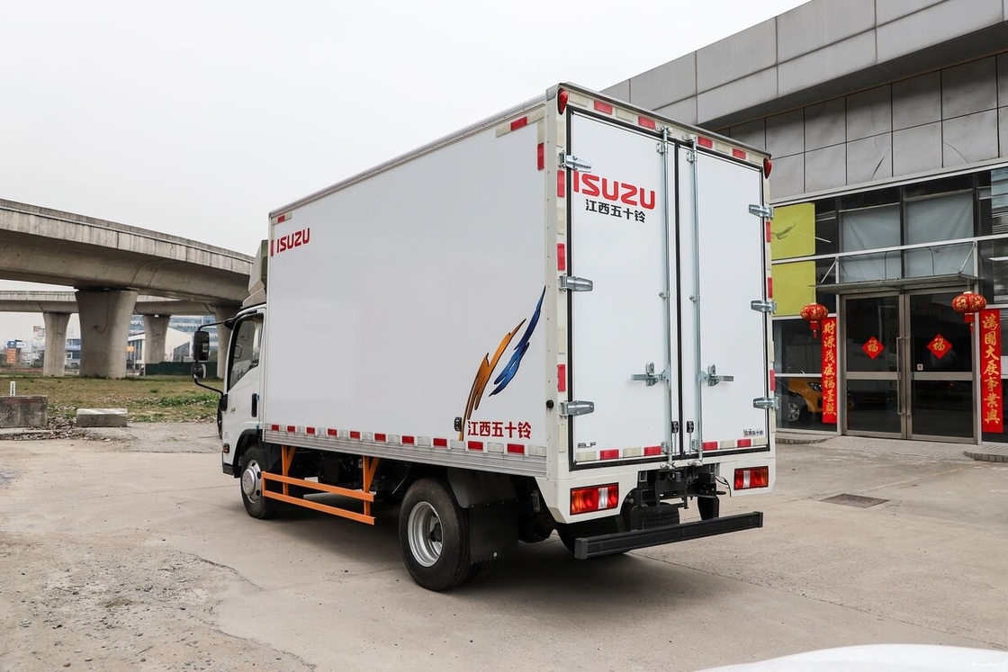 Camiones de segunda mano Isuzu EC5 4×2 MODO DE Conducción 127hp Camiones de carga baratos para la exportación