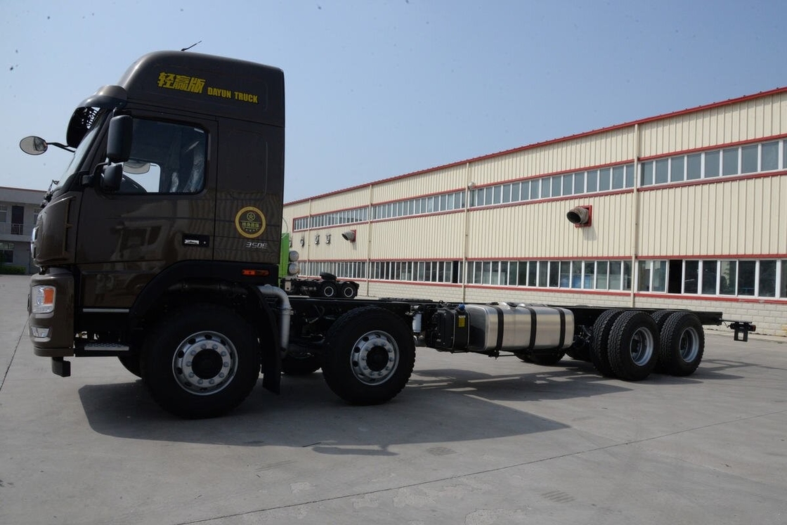 Camiones de carga pesados usados Chasis para la venta Dayun N8e 8×4 modo de conducción 350hp camiones de carga de segunda mano