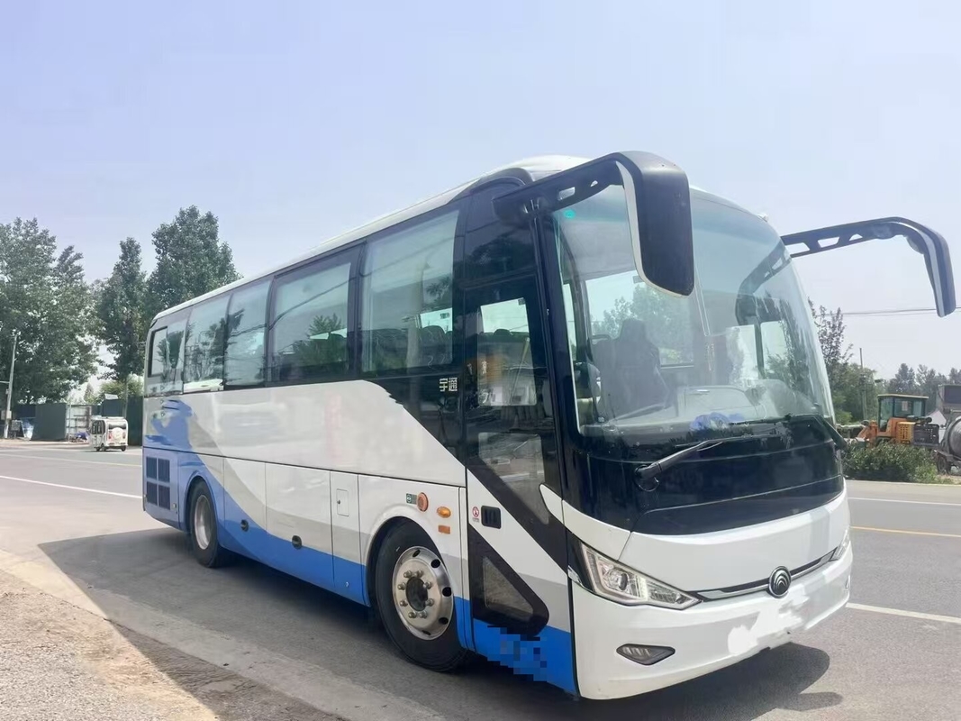 Autobús de uso diésel con lujoso interior ZK6907H6Y1 17 asientos de cuero Iglesia / ONG Tablero limpio