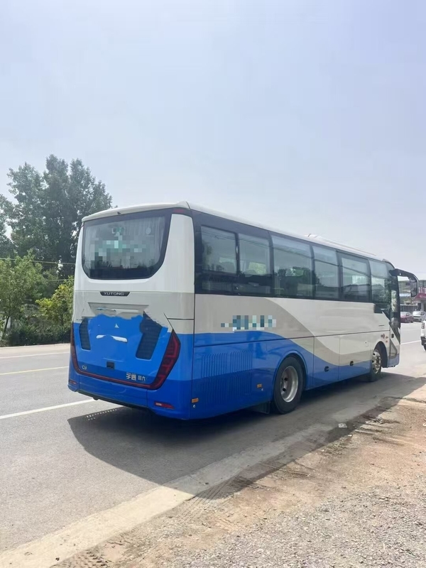 Autobús de uso diésel con lujoso interior ZK6907H6Y1 17 asientos de cuero Iglesia / ONG Tablero limpio