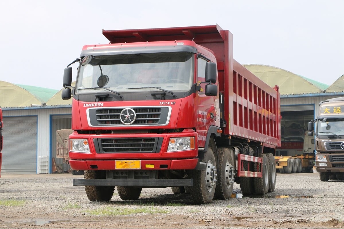 Venta de camiones usados Dayun N8C 375hp 8*4 modo de conducción Comprar camión usado mejor precio a África