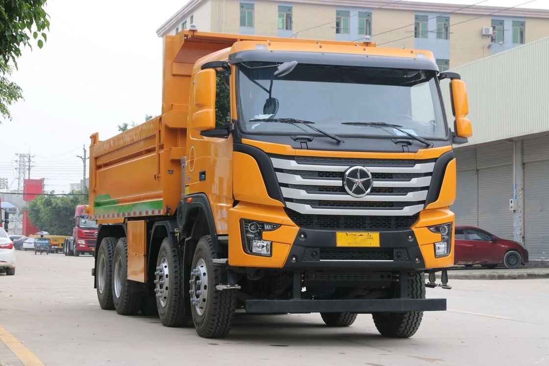 Camión de segunda mano en África DAYUN N8V 8*4 Modo de conducción 350hp Camión de segunda mano de construcción con bajo kilometraje