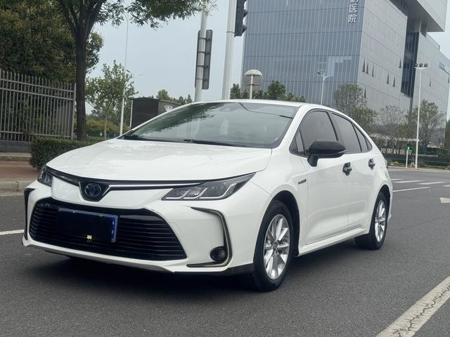 Corolla Usado Para Exportación Ideal Año 2021 Transporte Personal Bajo Kilometraje Híbrido Eléctrico y Gasolina