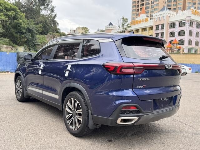 SUV chino de segunda mano de bajo kilometraje Chery Tiggo 8 SUV con transmisión automática 2019 año de uso familiar y comercial
