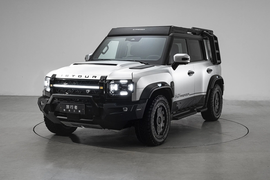 SUV chino de baja distancia Silver Dragon Wing SUV Transmisión automática 2024 año Uso familiar y comercial
