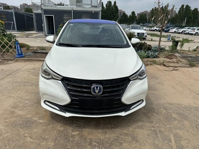 Changan Alsvin 2019 Automático y pequeño coche familiar con gasolina de automóvil de sedán para la exportación
