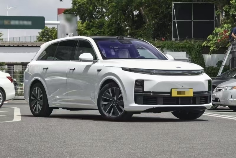 Nuevo SUV Li Auto 2025 Año 4WD de Autonomía Extendida Coche Duradero y Potente Coche Ideal Con Color Personalizado