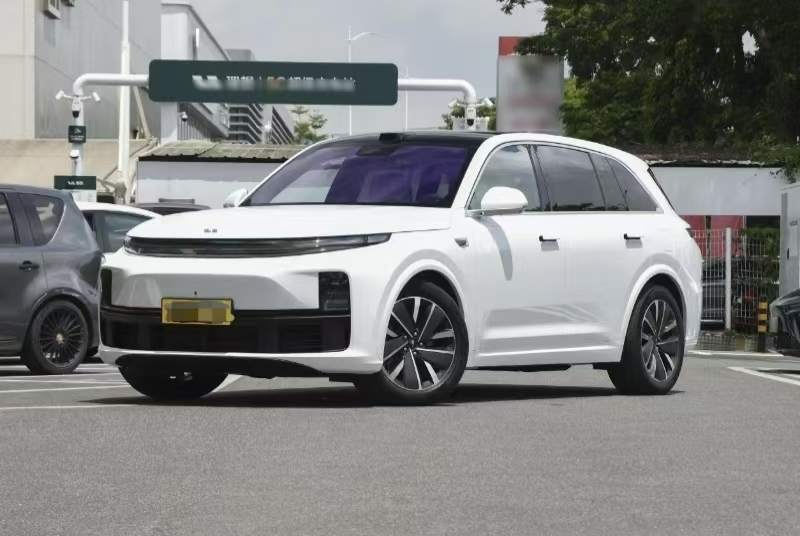 Nuevo SUV Li Auto 2025 Año 4WD de Autonomía Extendida Coche Duradero y Potente Coche Ideal Con Color Personalizado