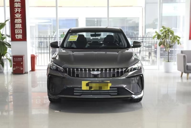 Nuevo Geely 2024 Año Coche de Gasolina 2WD Duradero Potente Coche Ideal Con Color Personalizado