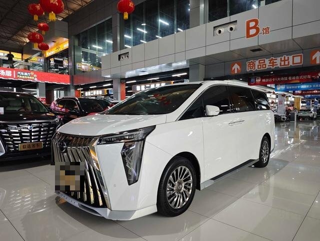 Trumpchi M8 2023 Serie Grandmaster 2.0TGDI Ultimate Edition a la Venta 2wd Uso Familiar de Lujo