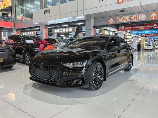 BYD Han DM 2024 DM-i Honor Edición 121km Edición Premium Edición SUV familiar y SUV de presupuesto confiable para la exportación