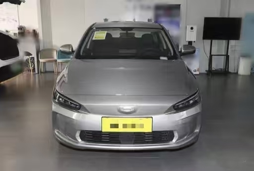 Coche chino usado Geely para exportación Ideal para el año 2024 transporte personal baja distancia eléctrico
