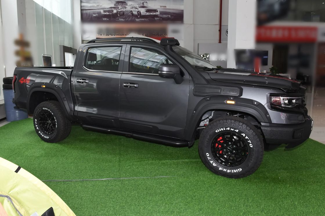 Luxo Nuevo FOTON Mars 9 2024 2.0T gasolina 4WD camioneta Euro 6 doble cabina para la exportación para uso familiar