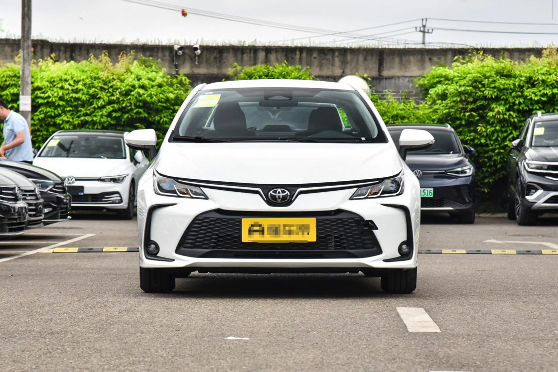 Toyota Corolla 2024 Nuevo y Asequible 1.2T Gasolina 2WD Euro 6 Para Exportación para Uso Familiar