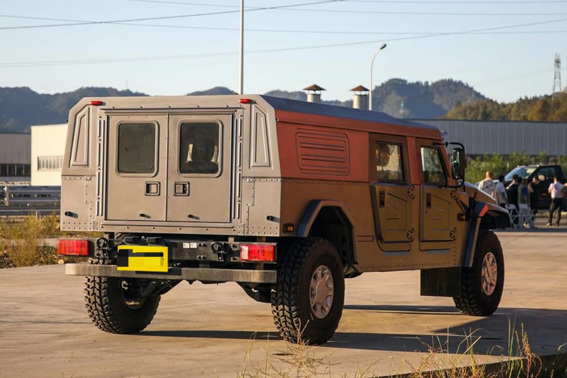 No se pierda el 2022 Dongfeng Mengshi Nixingzhe 500 4.0T V8 Diesel Van con techo bajo