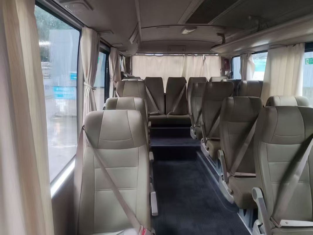 ZK6729D63 Yutong Autobús de pasajeros usados 10-23 asientos Autobús de lujo de una puerta con volante a la izquierda