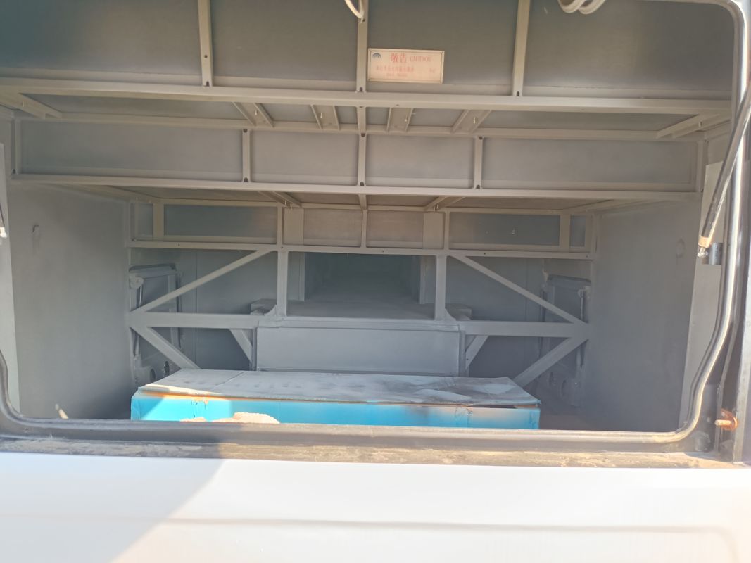 ZK6102D Autobús de pasajeros usado de Yutong 2020 de 57 plazas 2 + 3 Diseño de una puerta de manejo a mano derecha Autobús de lujo