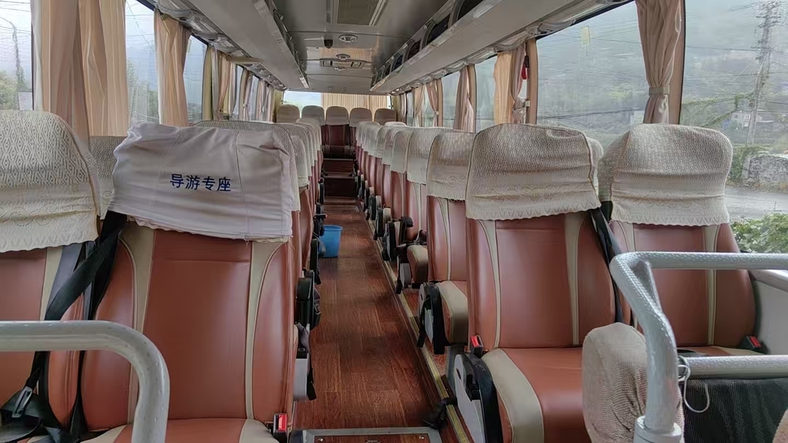 55 Seats 2020 Year Used Yutong Bus ZK6122 Diesel Engine RHD LHD Driver Steering Luxury Bus