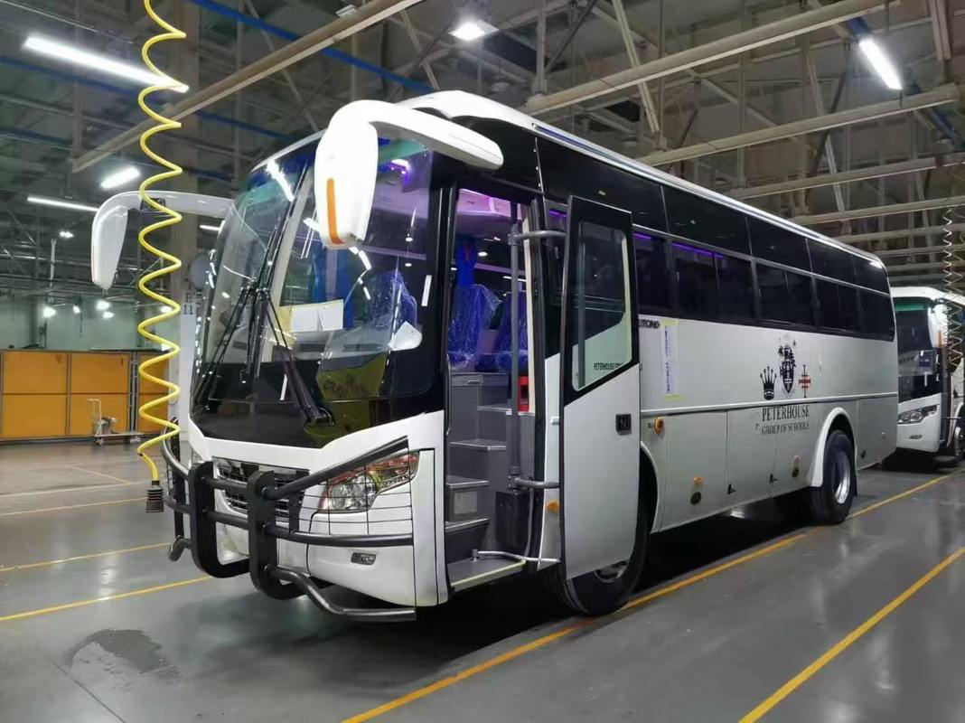 40 asientos Yutong ZK6932D Nuevo autobús Nuevo autocar Autobús Dirección RHD Diesel Cumm-ins Motores Euro2 para turistas
