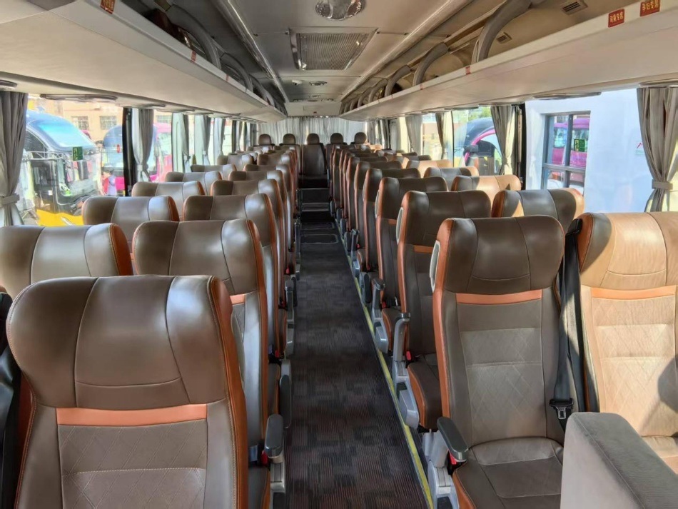 Second Hand Yutong Coach Bus 50 Seater Weichai Tour Diesel Airport Church Cummuter School Interurban Intercity Buses RHD/LHD