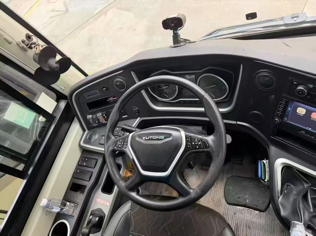 Autobús de segunda mano de 50 asientos diesel Yutong Zimbabwe Congo Weichai Motor Tour Autobuses interurbanos Rhd/Lhd