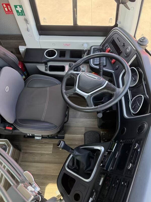 Autobús Yutong C11 C12 diésel de 12 m y 50 plazas, motor Weichai 2023, autobuses interurbanos de turismo, volante a la derecha/izquierda