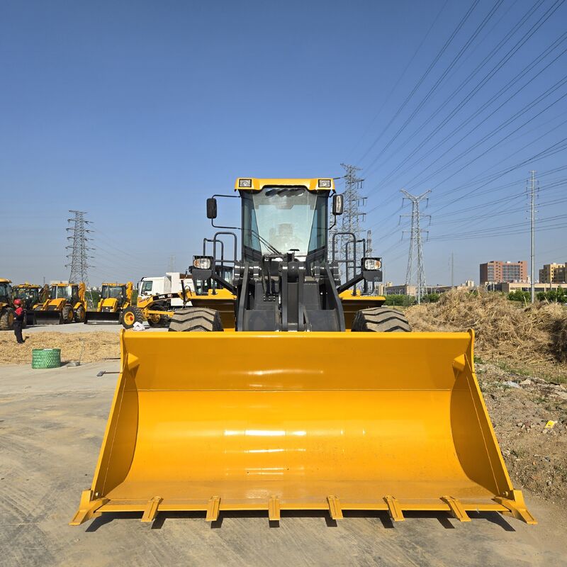 Cargadora china de 5 toneladas en excelente estado, potencia nominal 162 kW, para construcción
