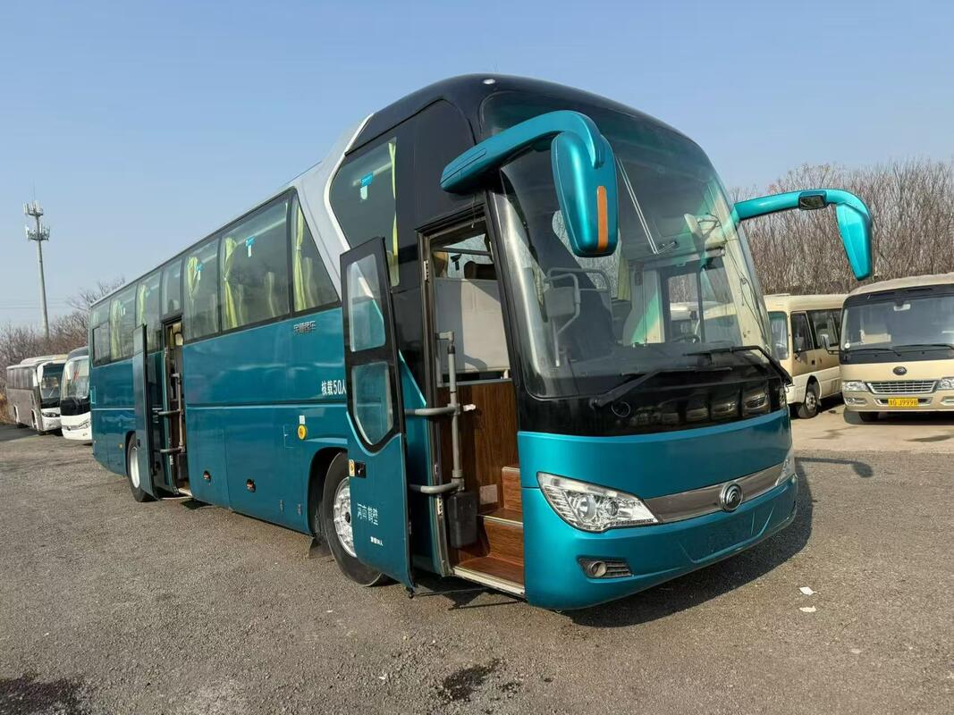 Autobús de segunda mano Yutong Zk6122 Weichai 375hp Ballesta 50 asientos Lujo con aire acondicionado