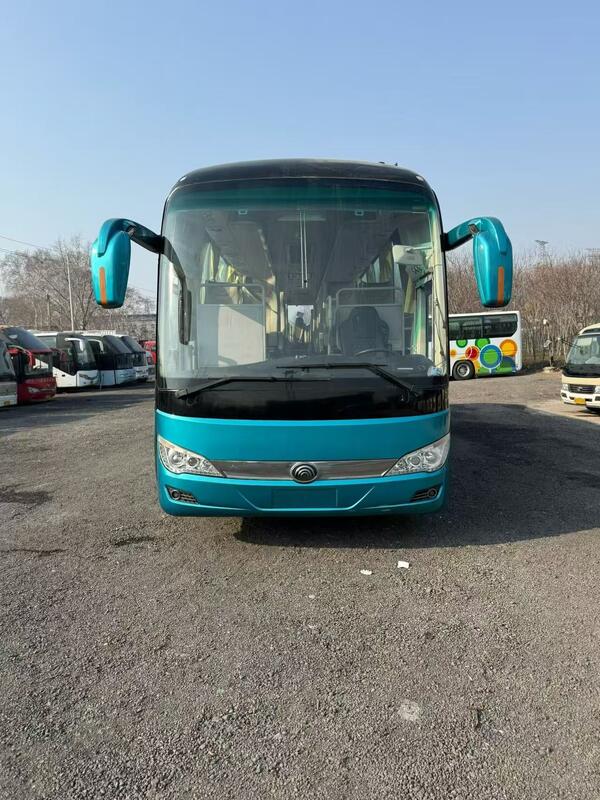 Autobús de segunda mano Yutong Zk6122 Weichai 375hp Ballesta 50 asientos Lujo con aire acondicionado