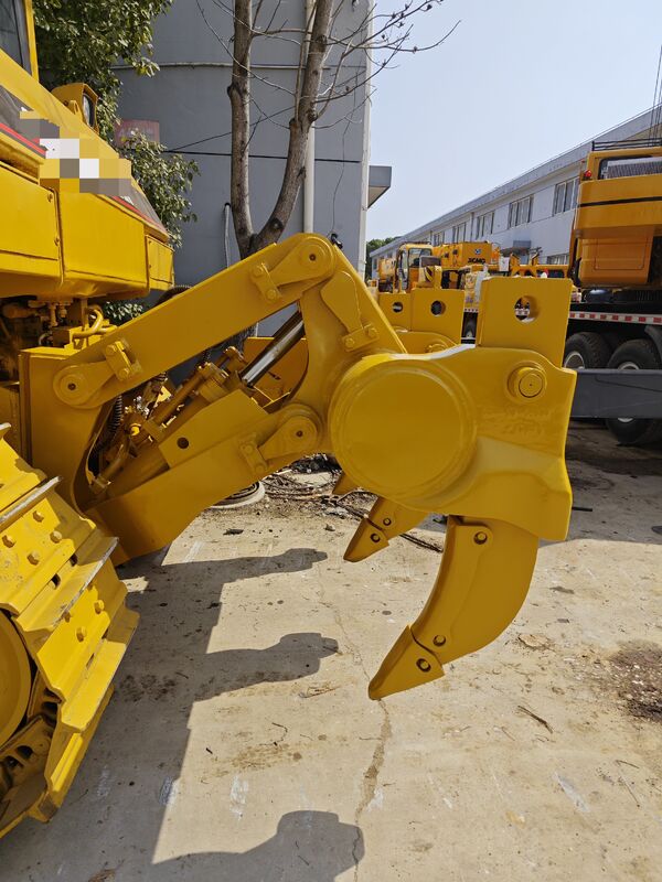 Nueva llegada Usada marca china bulldozer con orugas Capacidad de cubo 37.77 toneladas En excelente estado Potencia nominal 245 KW 14.6 L Para construcción En excelente estado