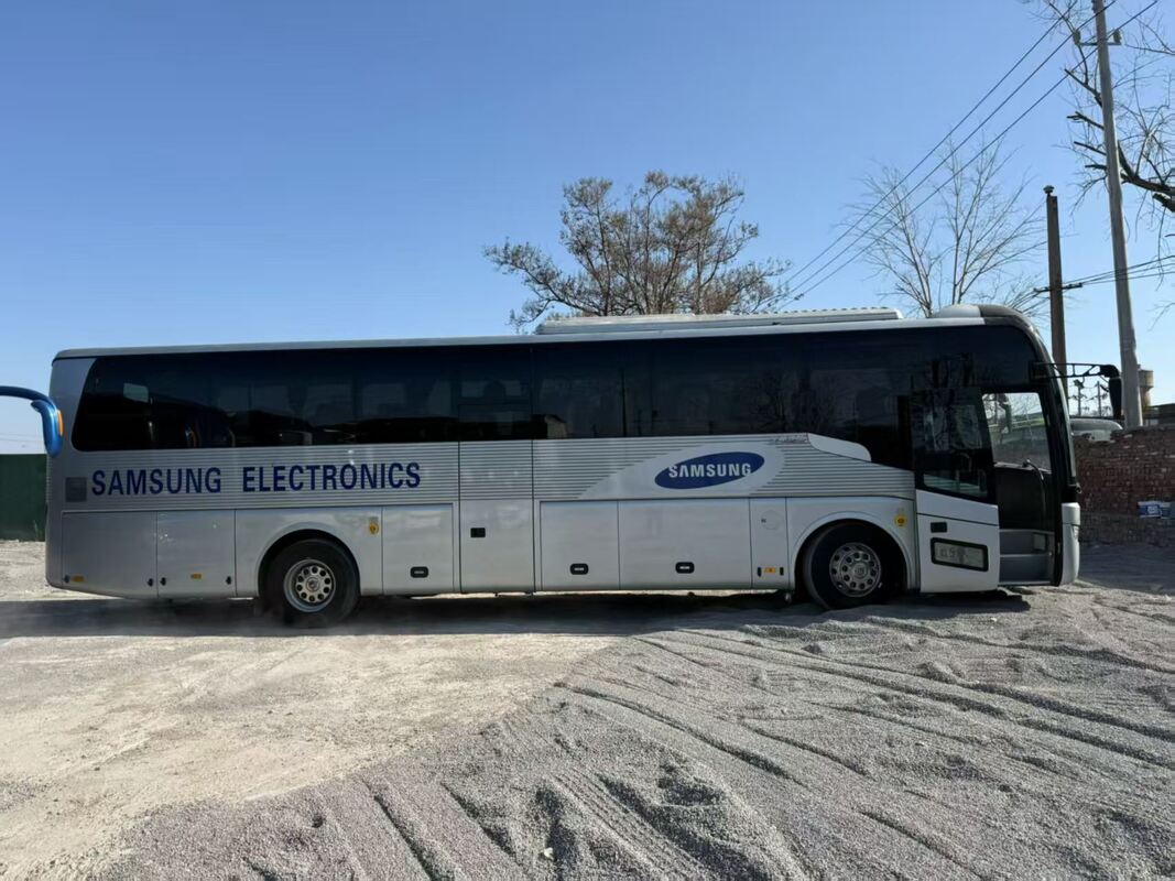 Used Coach Bus Yutong Zk6122 Yuchai 330hp  Leaf Spring 51 Seats  Lux Transport With Air Condition