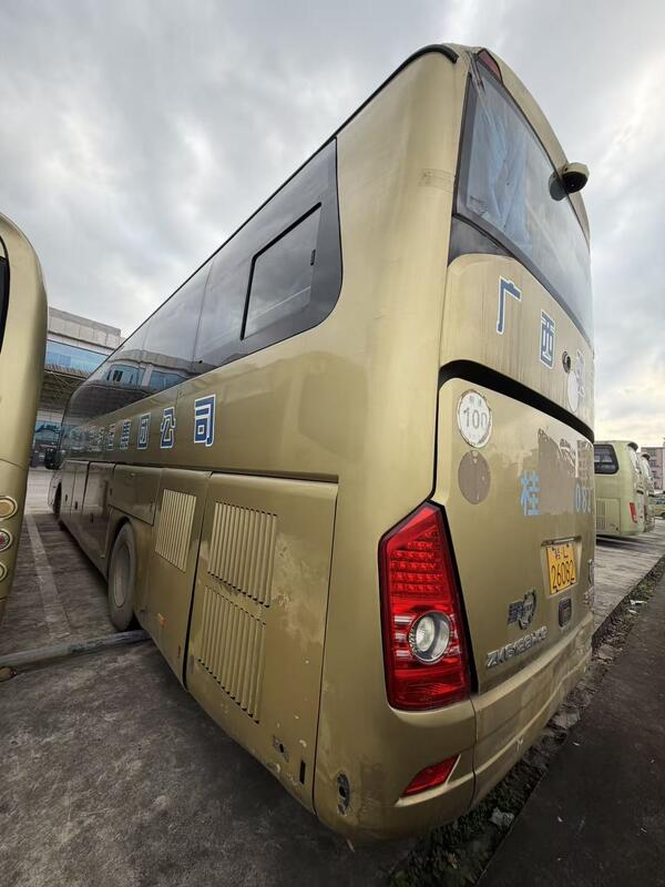 Promoción Autobuses Yutong Zk6122 Weichai 375hp Euro 5 Suspensión aerodinámica 49 asientos Transporte de lujo con aire acondicionado para traslado o larga distancia