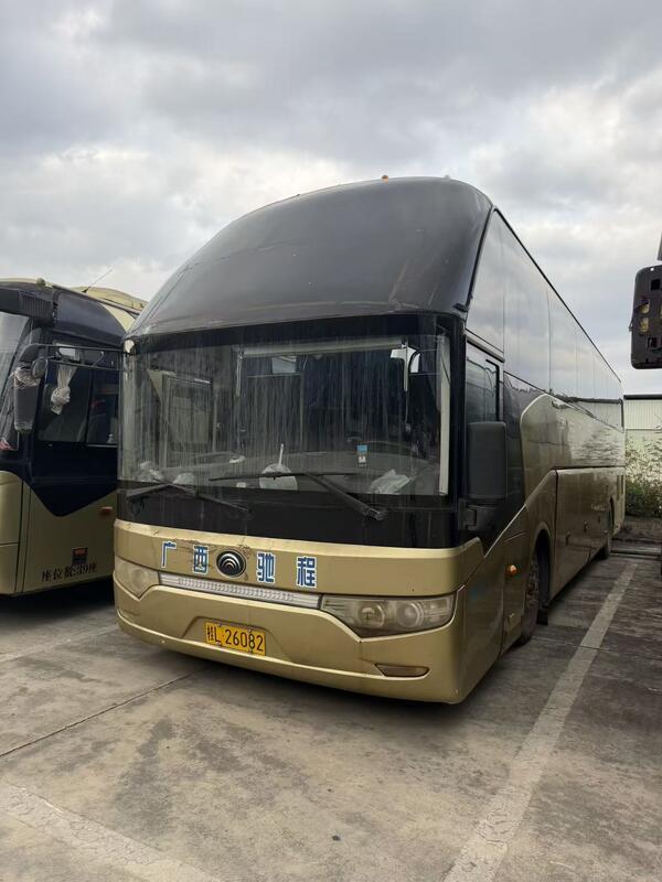 Promoción Autobuses Yutong Zk6122 Weichai 375hp Euro 5 Suspensión aerodinámica 49 asientos Transporte de lujo con aire acondicionado para traslado o larga distancia