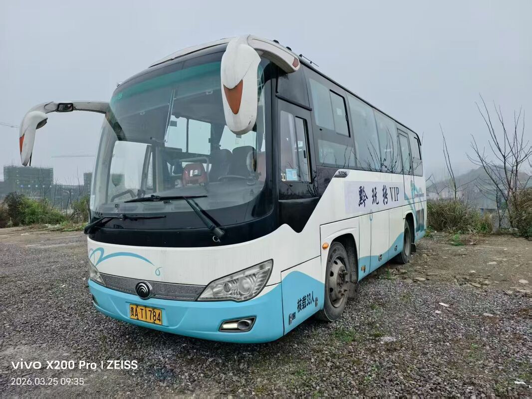 Autobuses usados Yu-tong ZK6888 Yuchai Euro5 Leaf Primavera 33 asientos 2020 Año Transporte de lujo con aire acondicionado para traslado o larga distancia