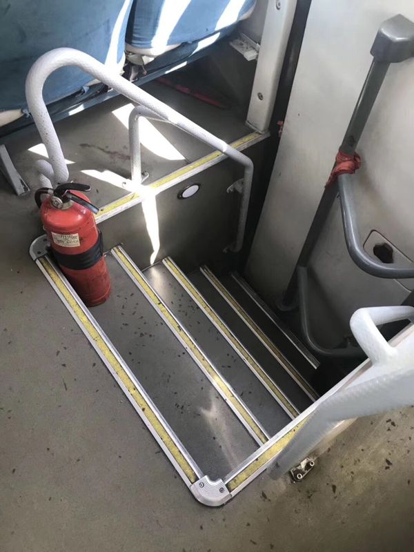 La banda de YUTONG utilizó el autobús del coche 2013 años con el aire/acondicionado/el motor diesel de Weichai 336hp